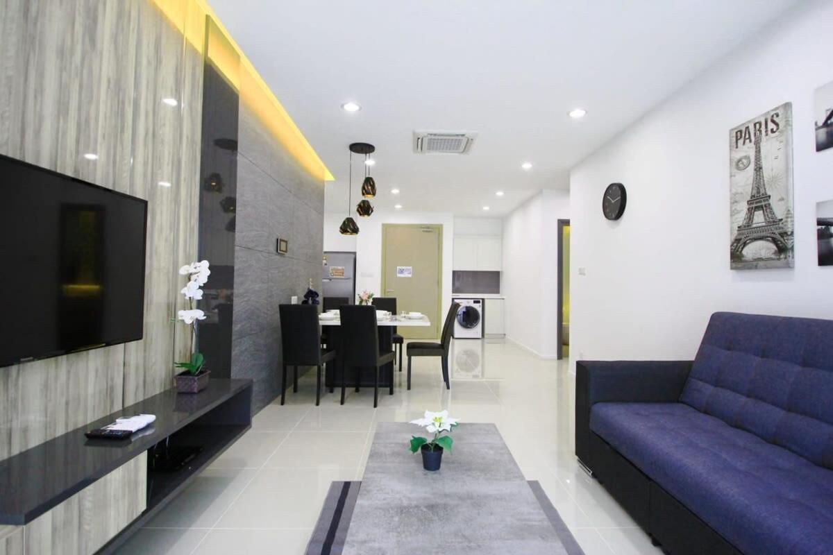 A Stylish High-Floor 2Br Suasana Suites Views 新山 外观 照片