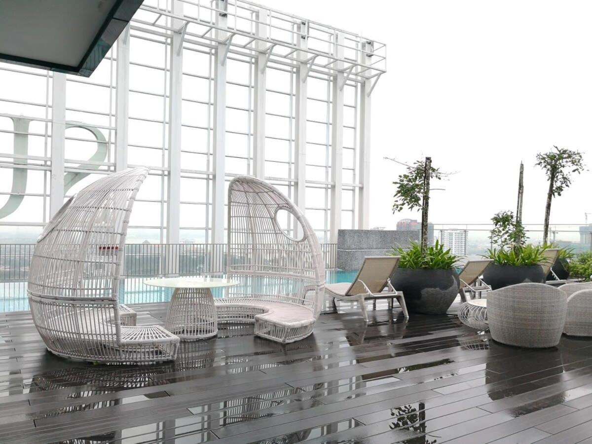 A Stylish High-Floor 2Br Suasana Suites Views 新山 外观 照片