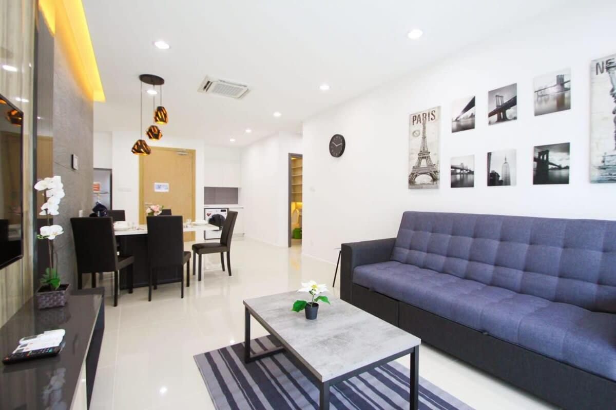 A Stylish High-Floor 2Br Suasana Suites Views 新山 外观 照片