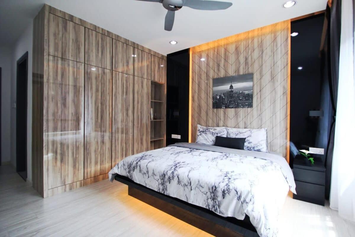 A Stylish High-Floor 2Br Suasana Suites Views 新山 外观 照片