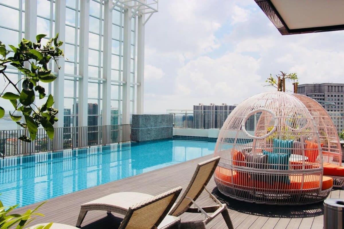 A Stylish High-Floor 2Br Suasana Suites Views 新山 外观 照片